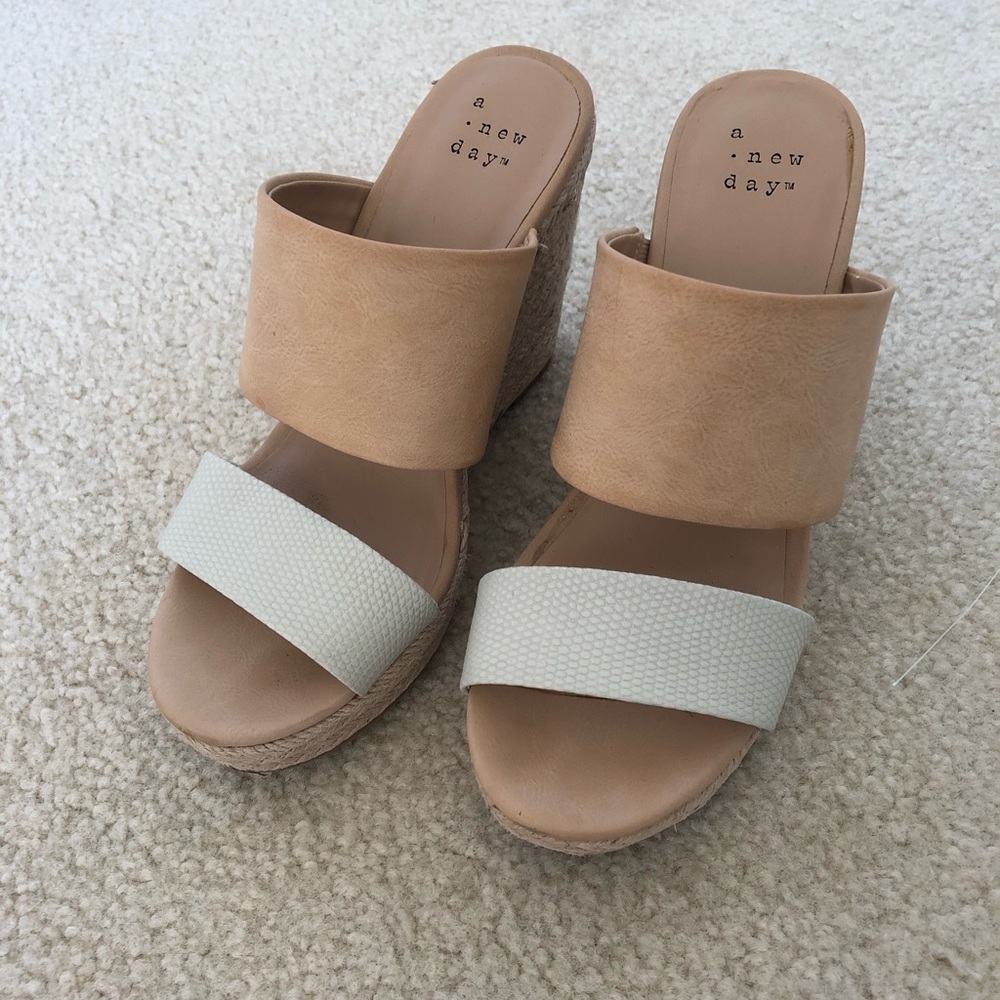 A new day wedges